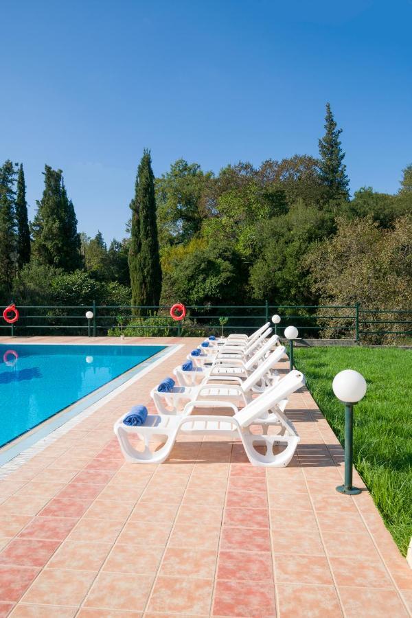 Rivendell Apartments Áno Korakiána Dış mekan fotoğraf