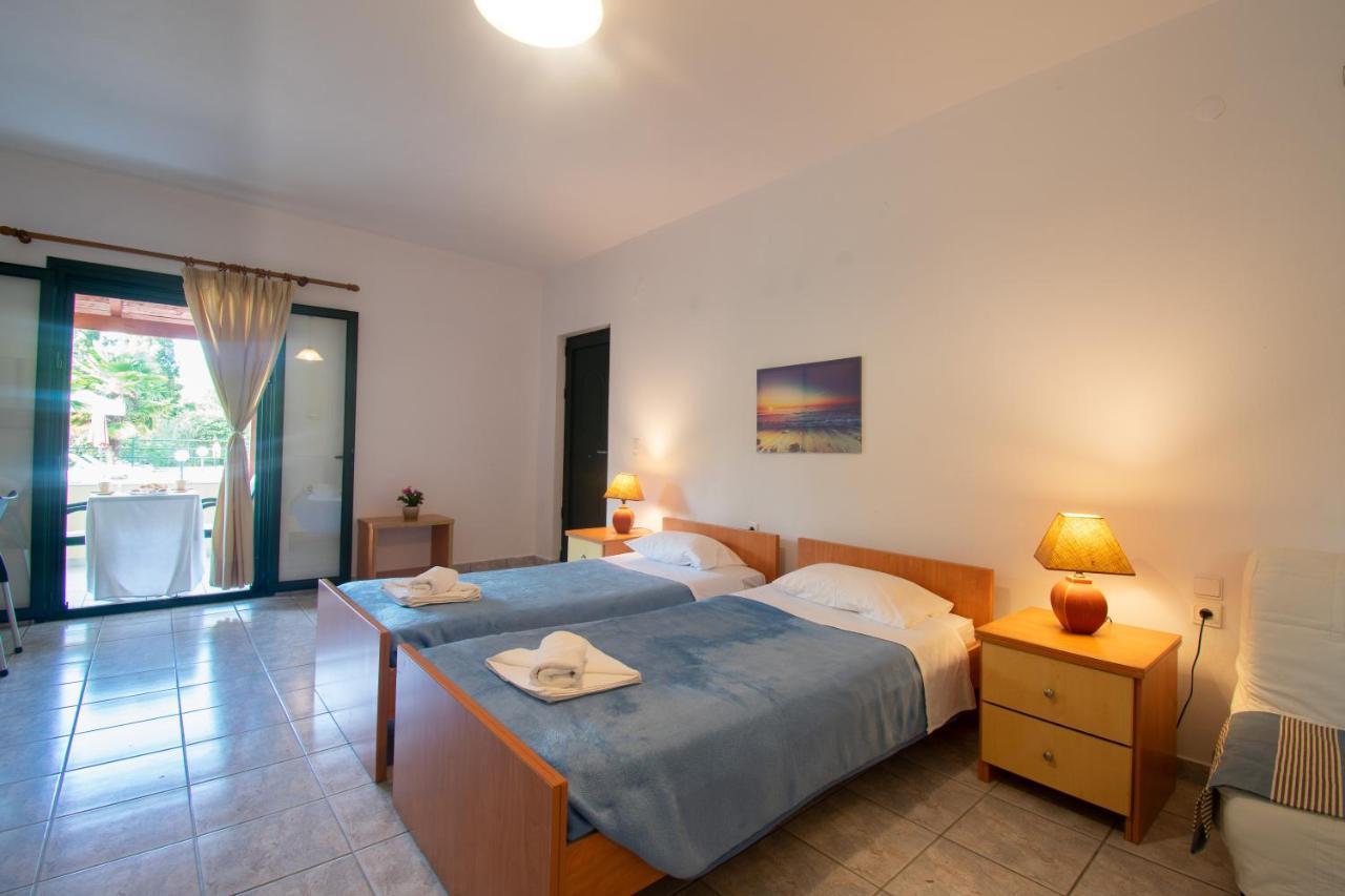 Rivendell Apartments Áno Korakiána Dış mekan fotoğraf